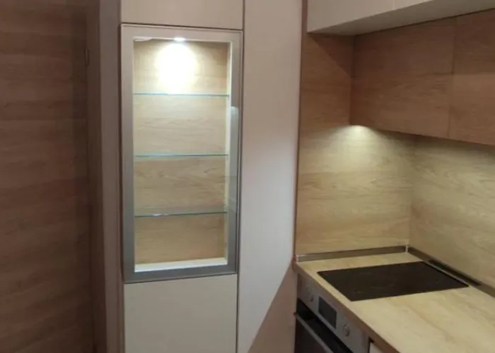 Azur Delux * فارنا